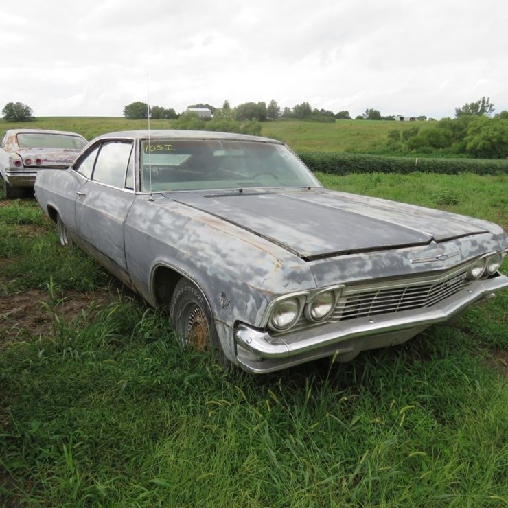 1965 Chevrolet Impala SS 2dr HT