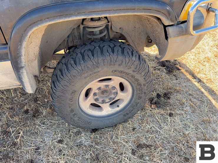 2002-dodge-ram-2500-image-12