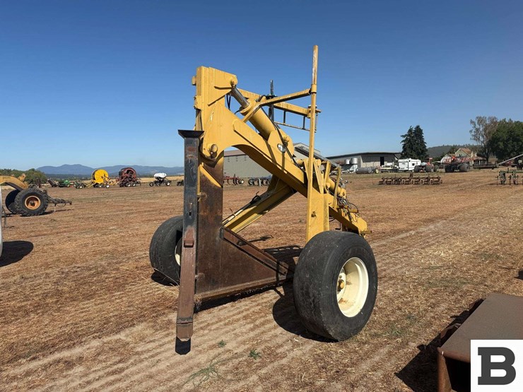 2006-johnson-pull-type-6'-tile-plow-image-5