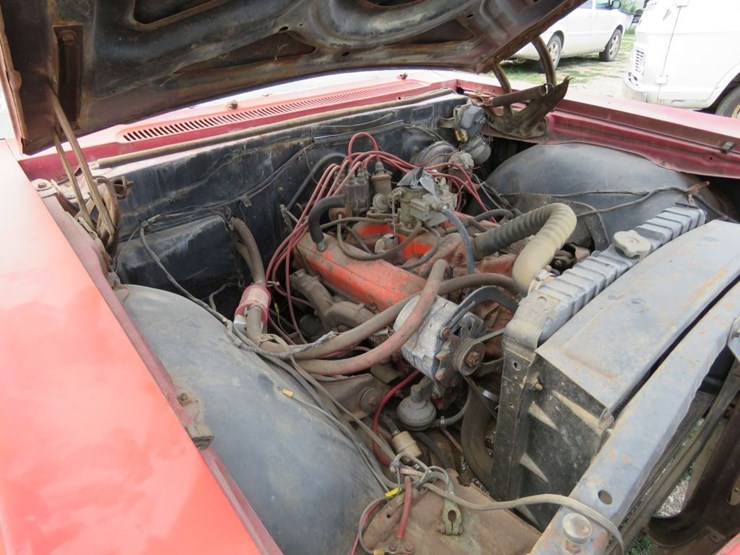 1965-chevrolet-impala-convertible-image-22