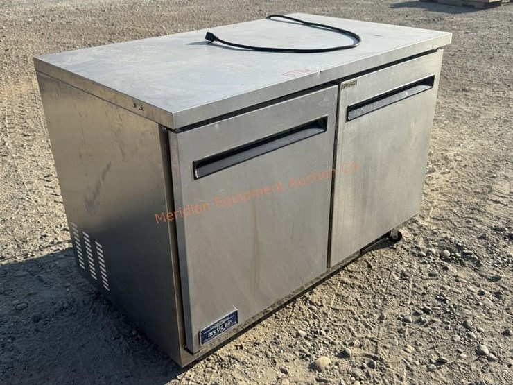 artic-air-commercial-fridge-image-1