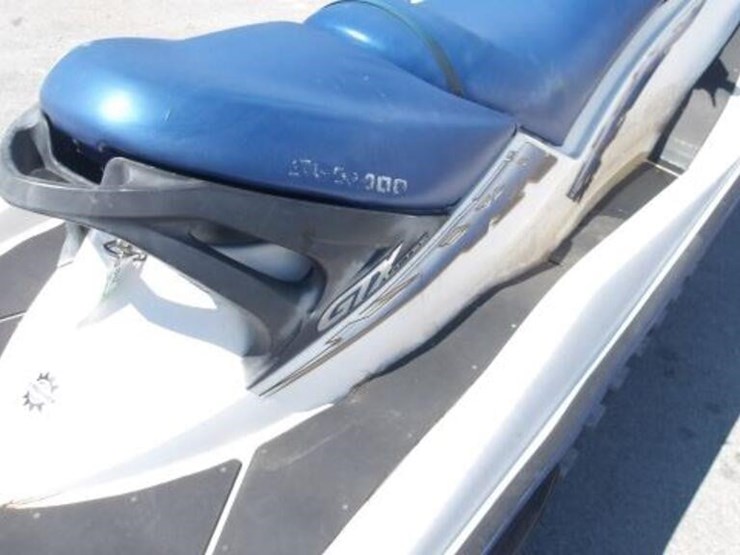 mechanical-issues-2002-sea-doo-gtx-pwc-zzn32808c20-image-34