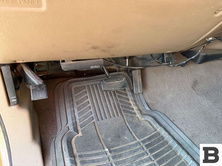 2001-ford-f250-image-31