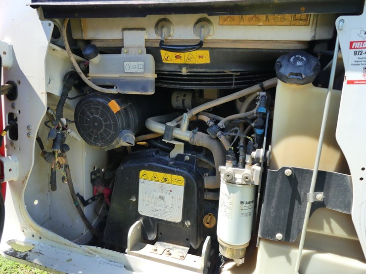 2023-bobcat-t770-image-9