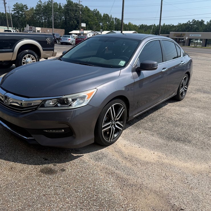#304 • 2016 HONDA ACCORD EXL CAR - SELMER, TN