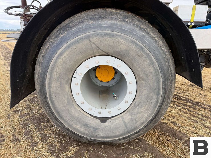 custom-spreader-buggy-image-36