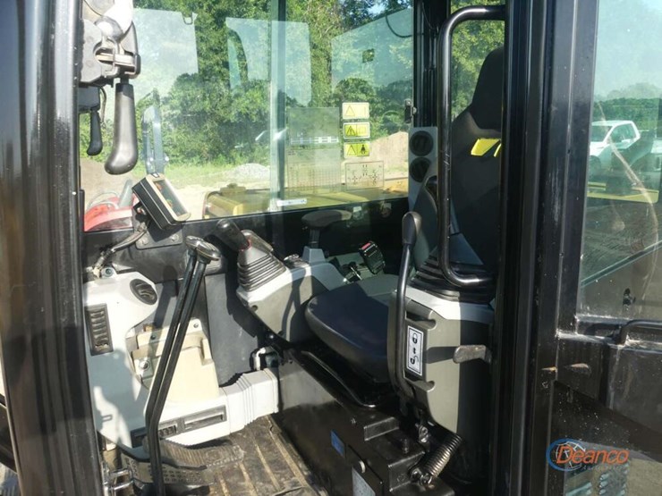 2021-caterpillar-305.5e2-image-9