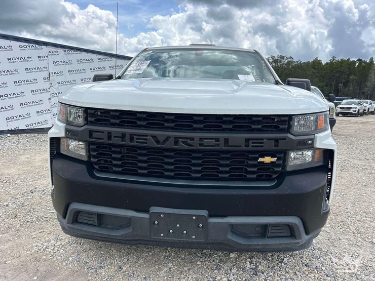 2019-chevrolet-silverado-1500-image-22