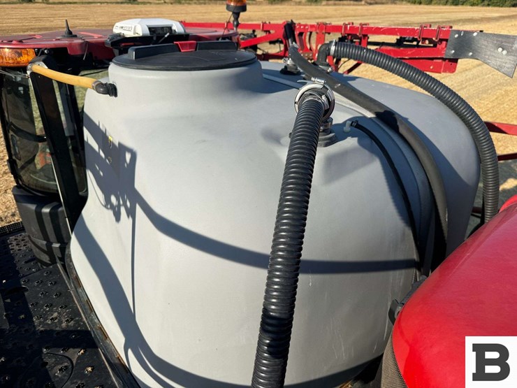 2018-case-ih-patriot-2250-image-43