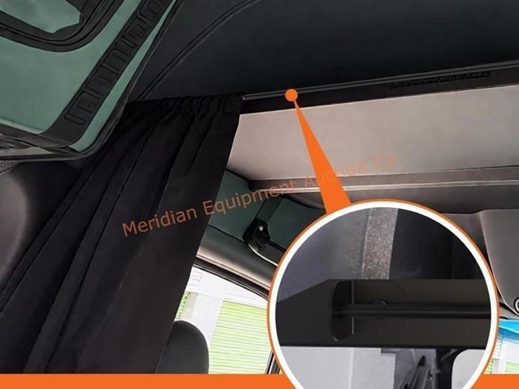van-headliner-shelf-for-2019--25-mercedes-sprinter-image-6