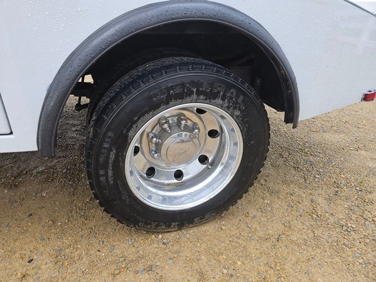 2004-ford-f450-xlt-image-52