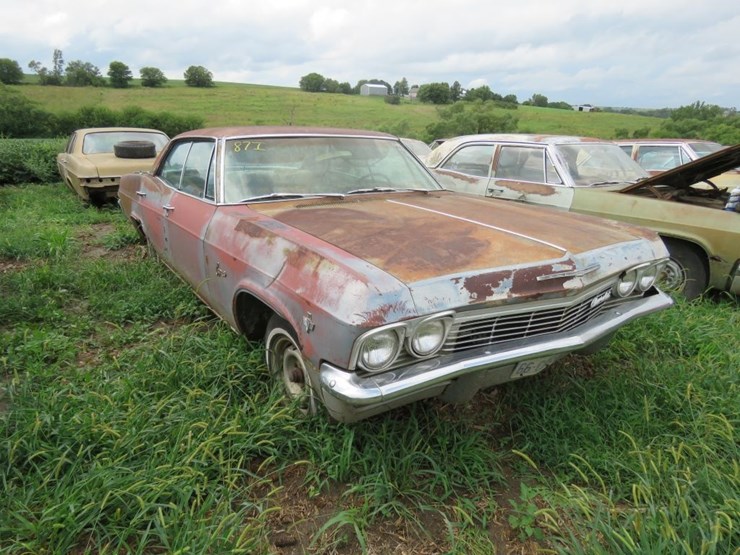 1965-chevrolet-caprice-4dr-ht-image-1