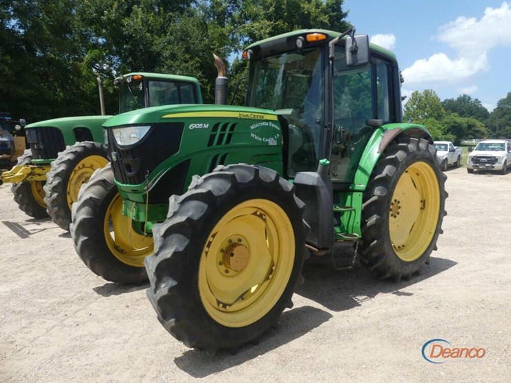 2014-john-deere-6105m-image-16