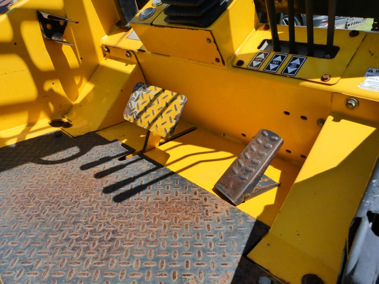 2020-load-lifter-5000-image-13