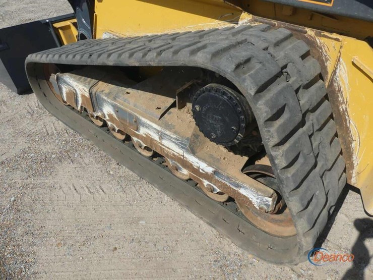 2024-deere-331g-image-4