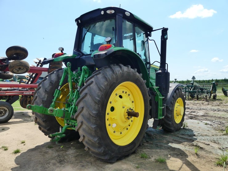 2022-john-deere-6175m-image-3