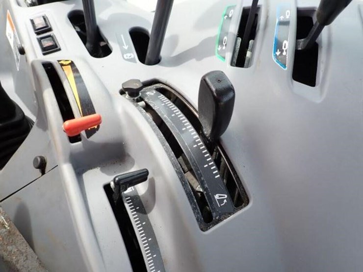 2019-kubota-m4-071-image-27