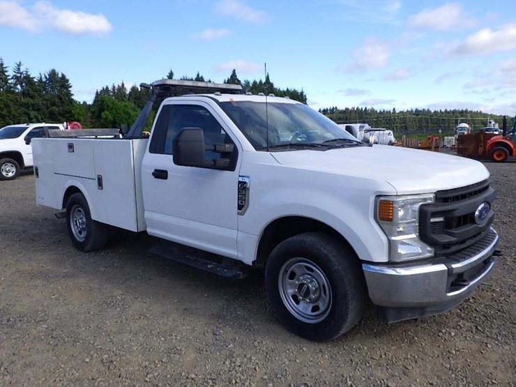 2021-ford-f350-image-3