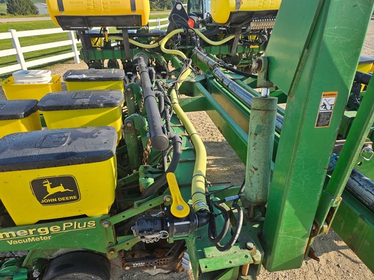 john-deere-1770-image-20