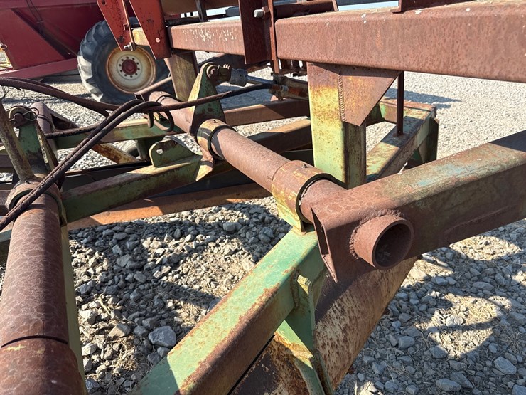 #49390-•-levee-squeezer-w/-seeder-inv#-49390-image-13
