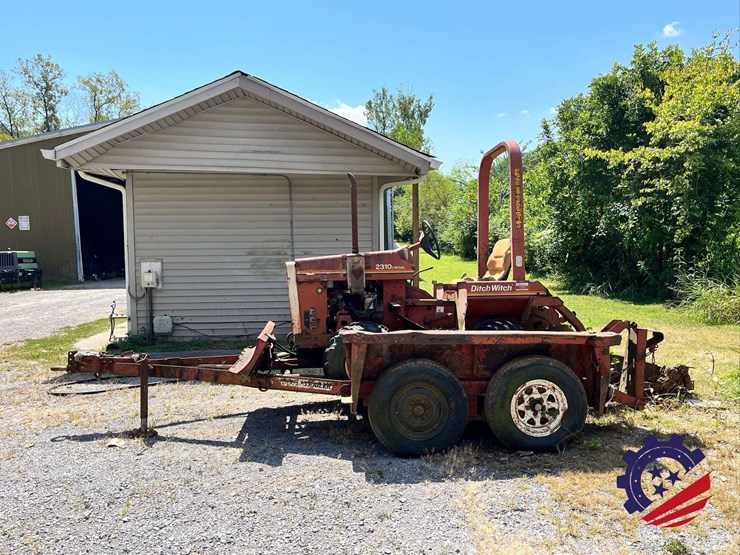 ditch-witch-2310dd-image-2