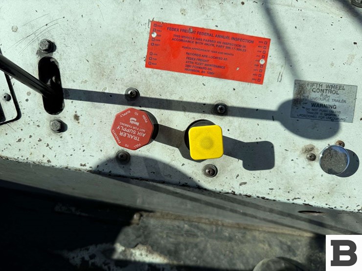 2012-capacity-tj5000-image-44