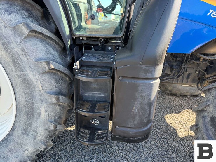 2016-new-holland-t6.145-image-44