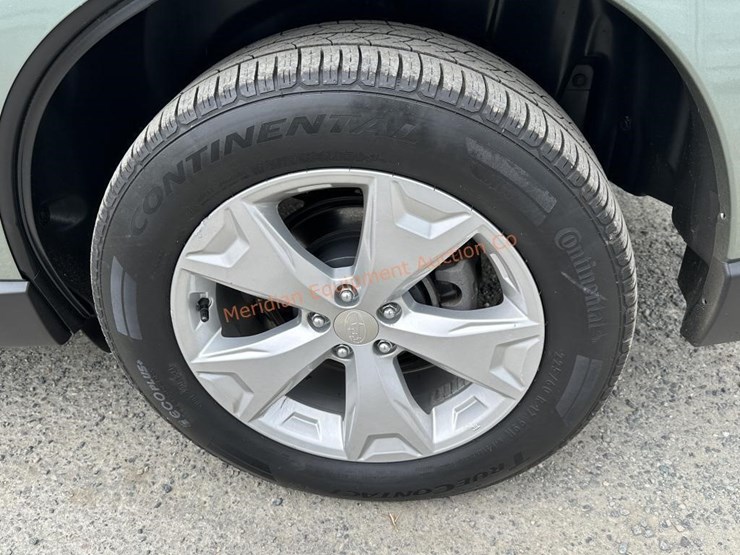 2015-subaru-forester-image-14