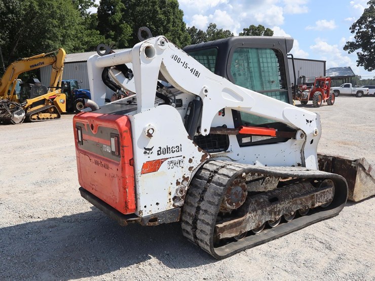 2017-bobcat-t740-image-6