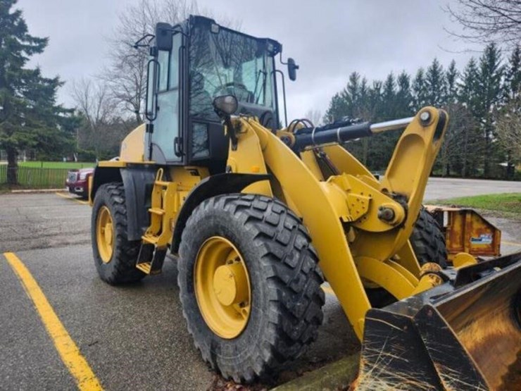 2021-caterpillar-914-image-3