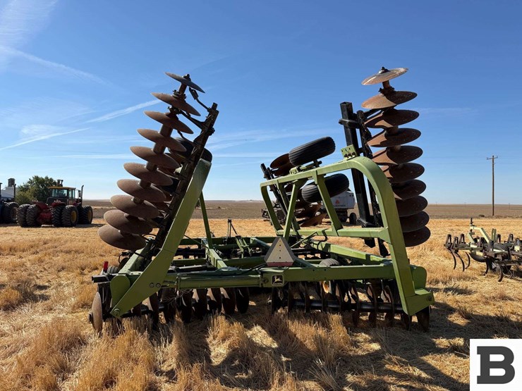 john-deere-twin-offset-disc-image-4