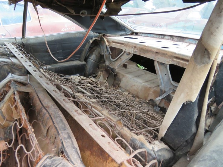 1966-chevrolet-impala-2dr-ht-image-7