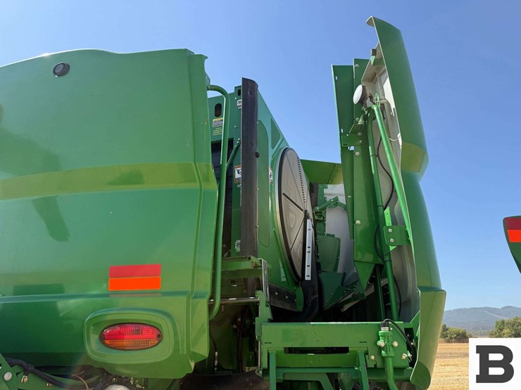 2014-john-deere-s660-image-49