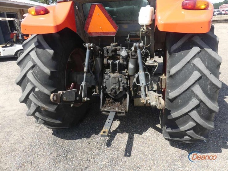 2022-kubota-m5-111d-image-12