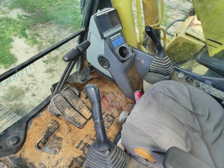 2006-komatsu-pc220-lc-image-18