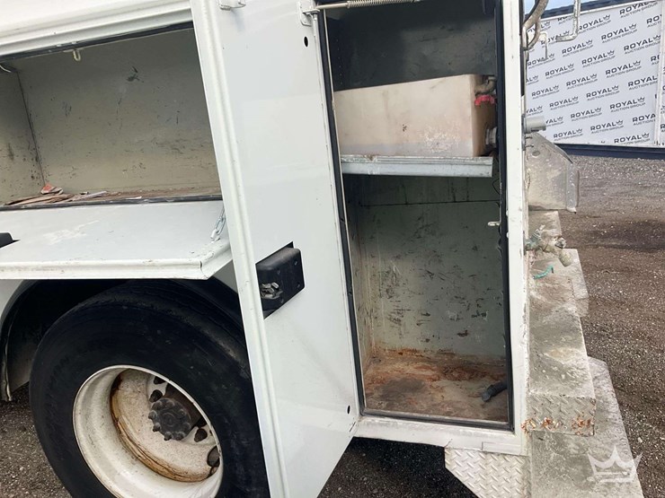 2016-international-durastar-4300-image-53