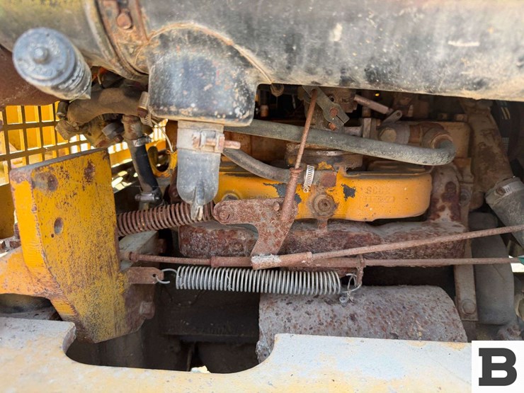 caterpillar-v40b-image-16