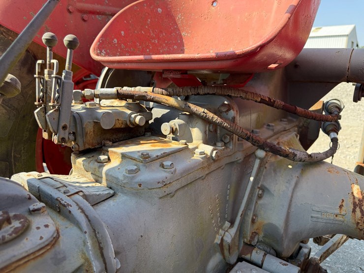 massey-ferguson-85-image-18