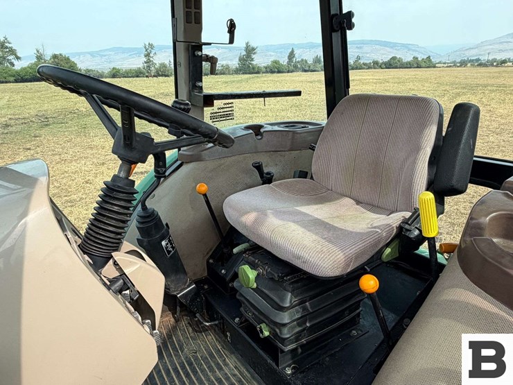 2005-john-deere-6603-image-38