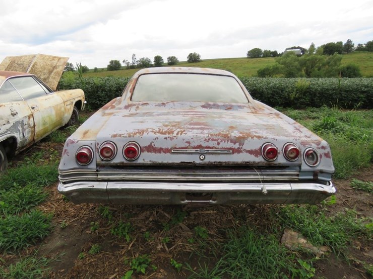 1965-chevrolet-impala-2dr-ht-image-5