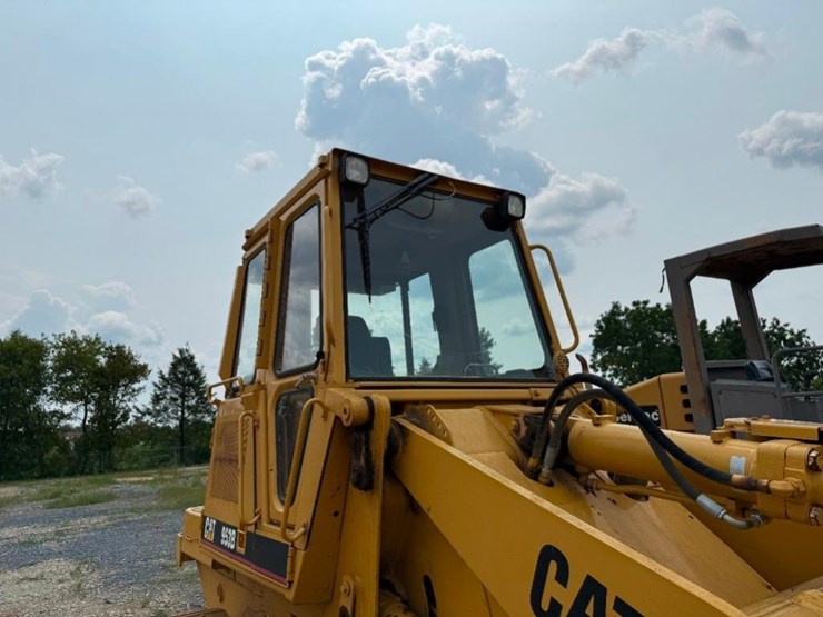 caterpillar-953b-image-28