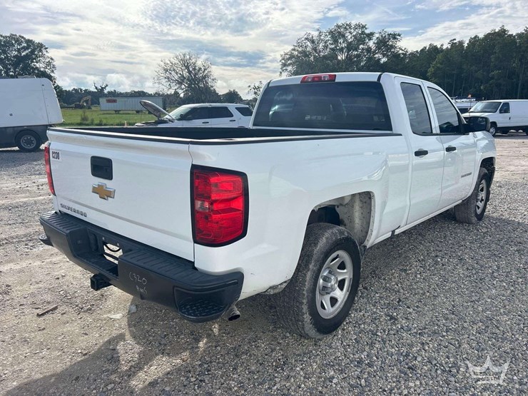 2016-chevrolet-silverado-1500-image-3