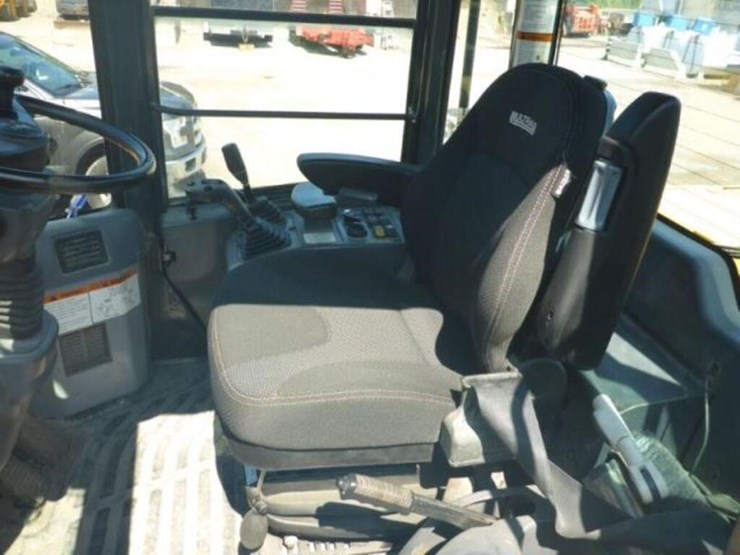 2006-komatsu-wa250pt-5l-image-8