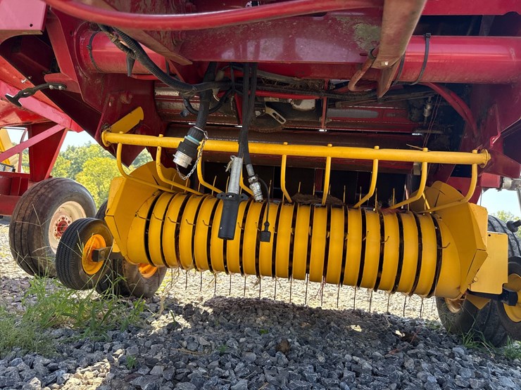 2018-new-holland-450-image-9