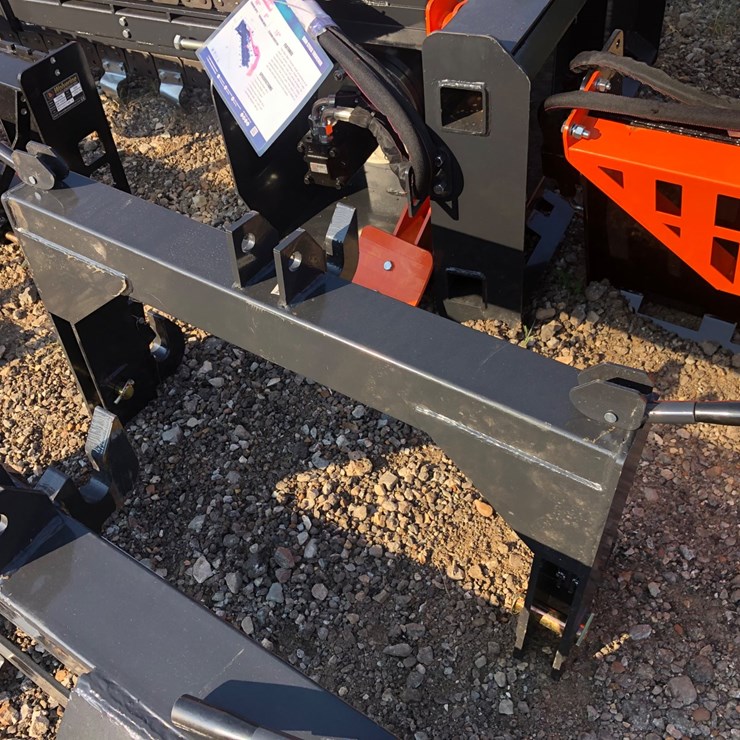 #83 • 3 pt TRACTOR QUICK HITCH