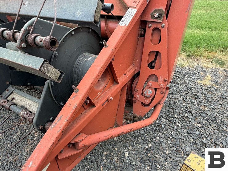 hesston-1160-image-14