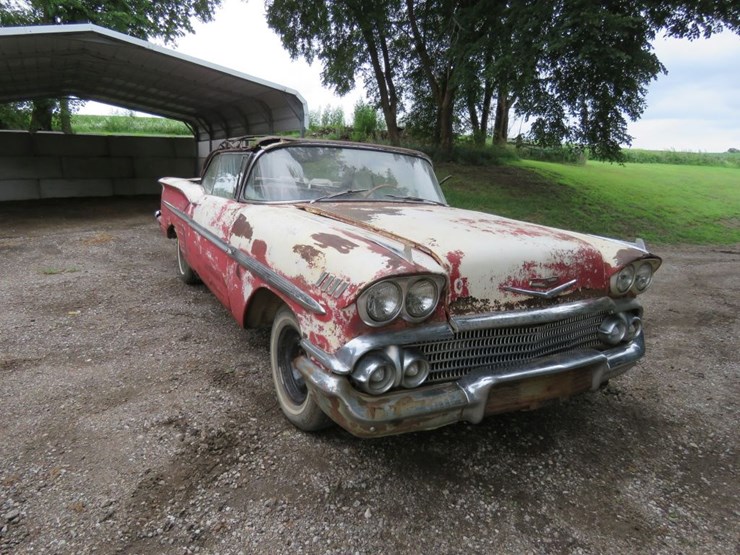 1958-chevrolet-impala-convertible-image-1