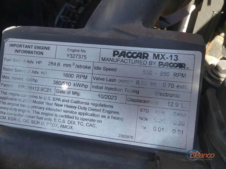 2024-peterbilt-389-image-32