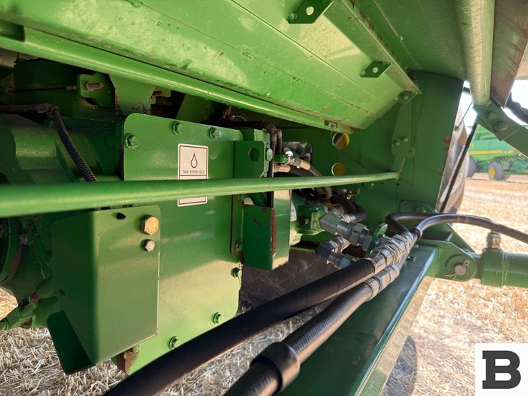 2014-john-deere-s660-image-74