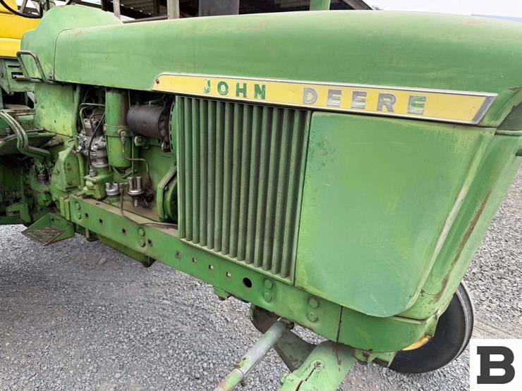 john-deere-3010-image-58